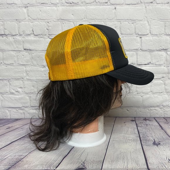 Vintage Hat Cap Snapback Black Yellow WILTER Auto UAP Trucker Bill Curved Item2 - Picture 2 of 8